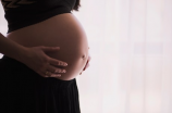 独生子女二胎新政策实施 丈夫怀孕记者专访